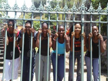 LES PRISONNIERS DE     S_@_I_N_T   P_I_E_R_R_E
